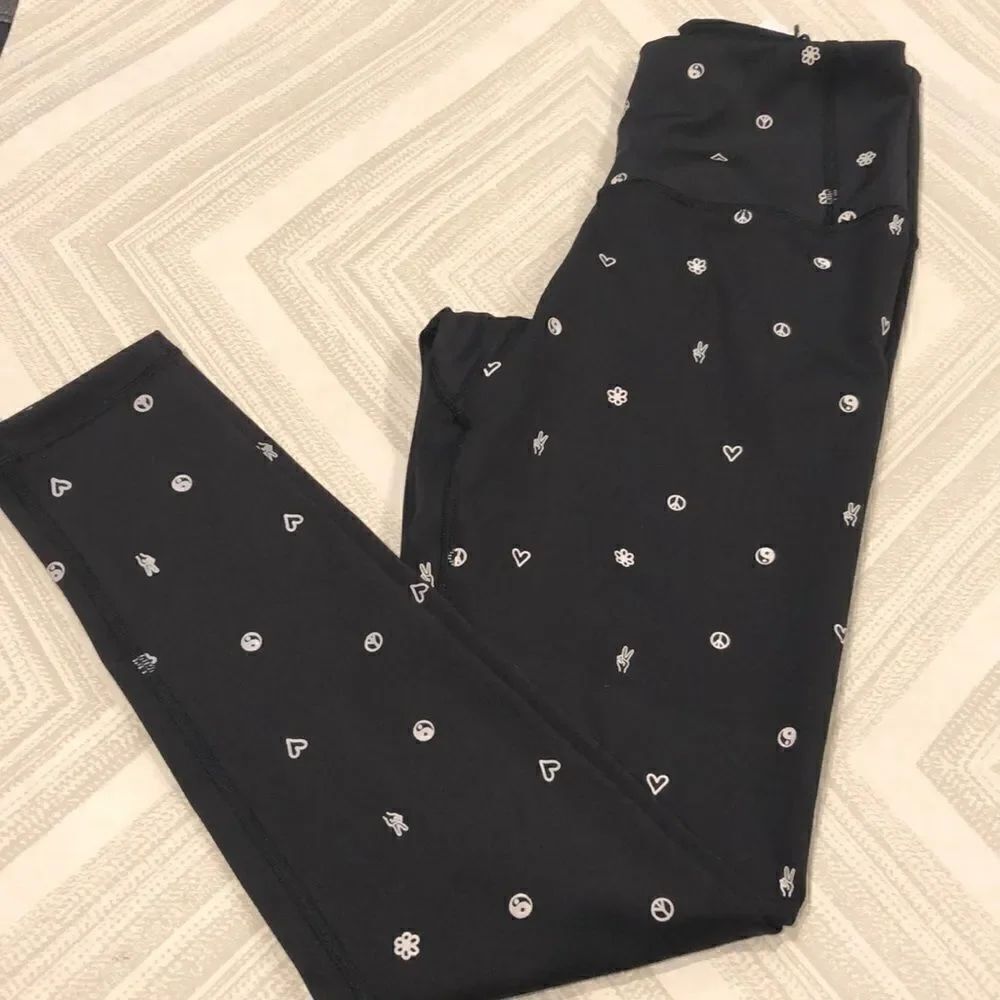 Chrldr Black Full Length Leggings with White Mini Symbols - Size L